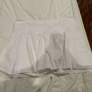 NEVER WORN Athleta tennis skirt